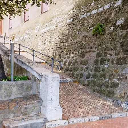 Grimaldi Couette-café